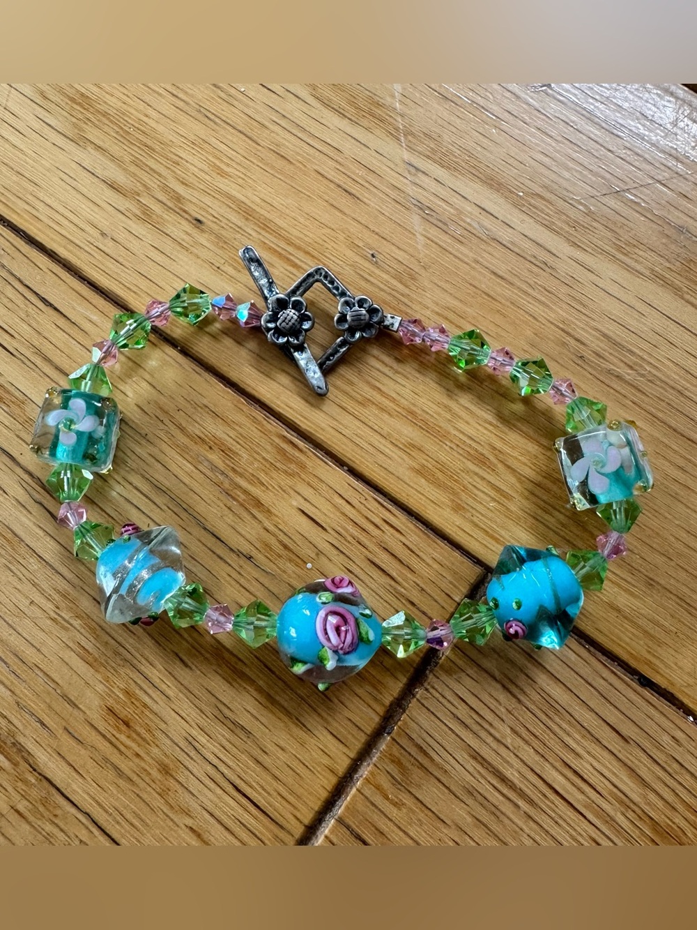 Y2K Lampwork Glass Floral Beaded Bracelet Pink Green 7”